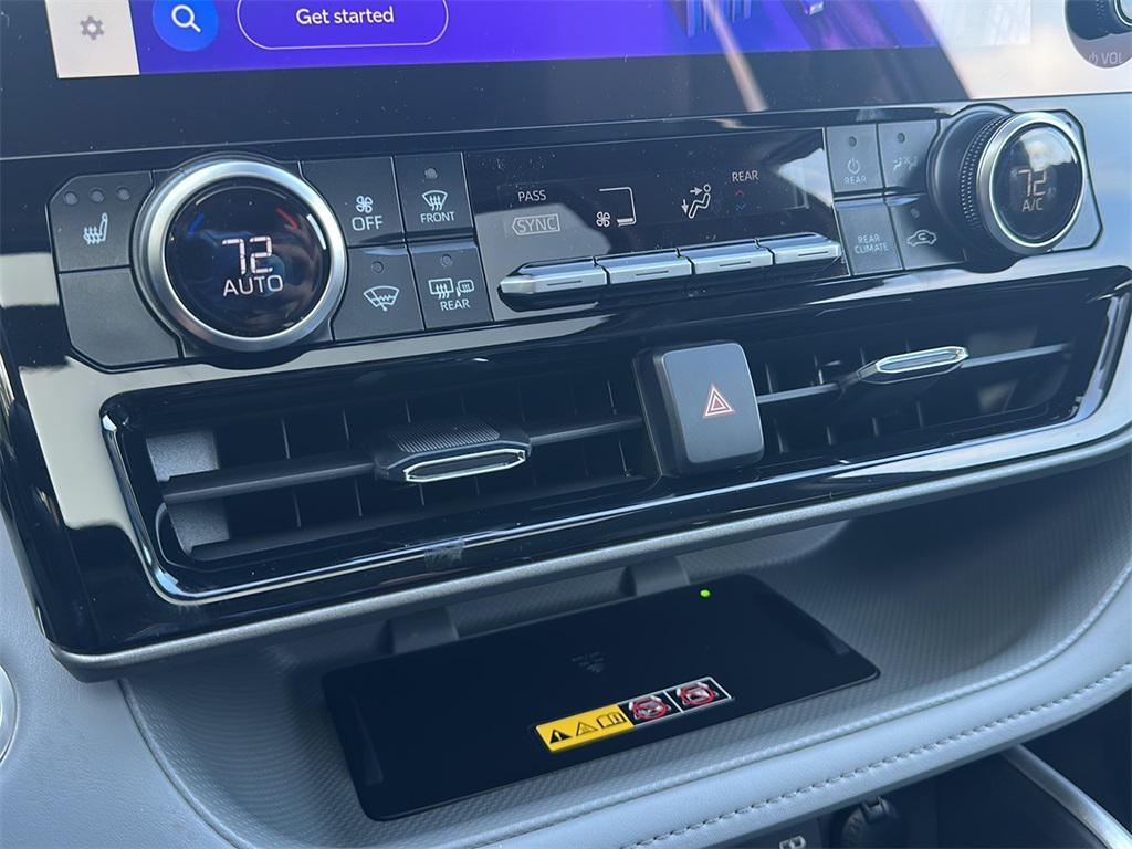 new 2025 Toyota Highlander car, priced at $47,988