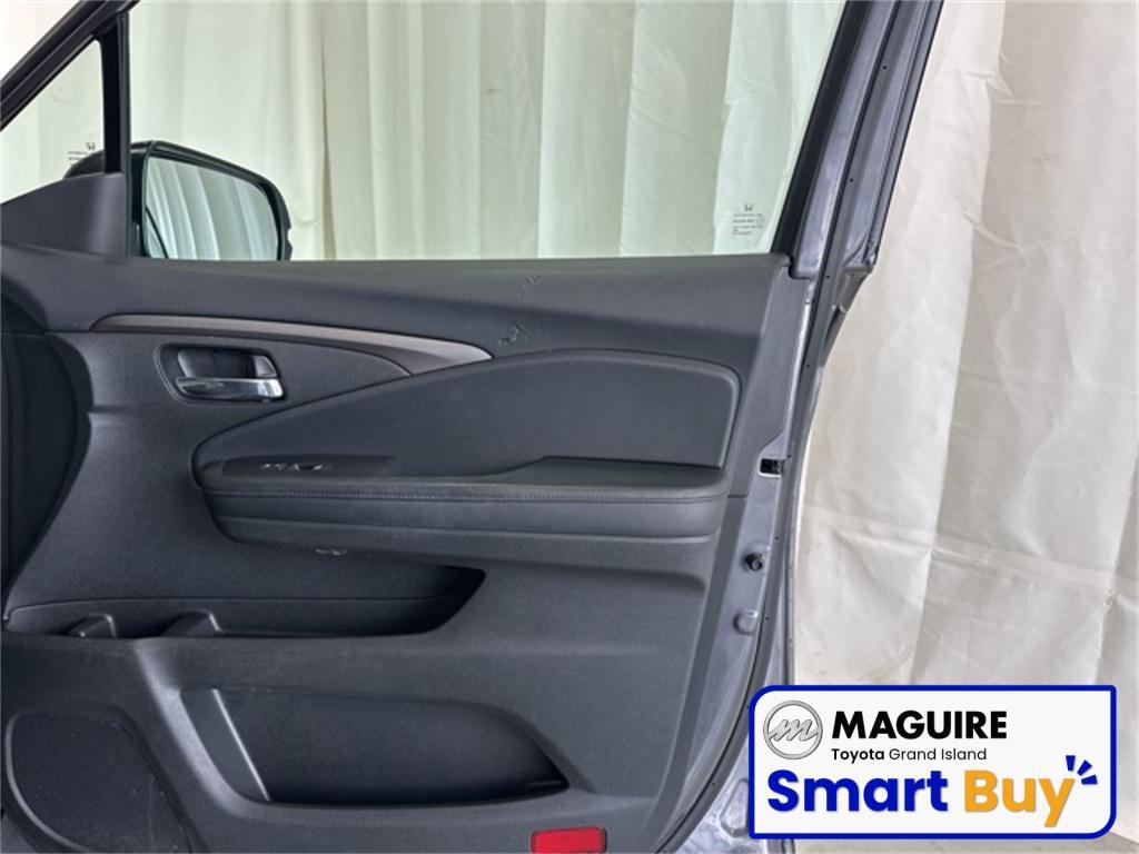 used 2018 Honda Pilot car, priced at $18,999