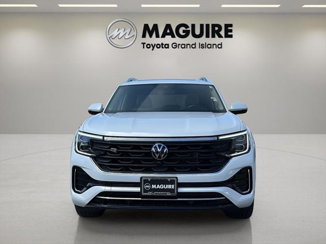 used 2024 Volkswagen Atlas car, priced at $40,999