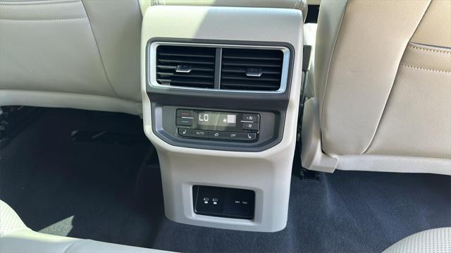 used 2024 Volkswagen Atlas car, priced at $40,999