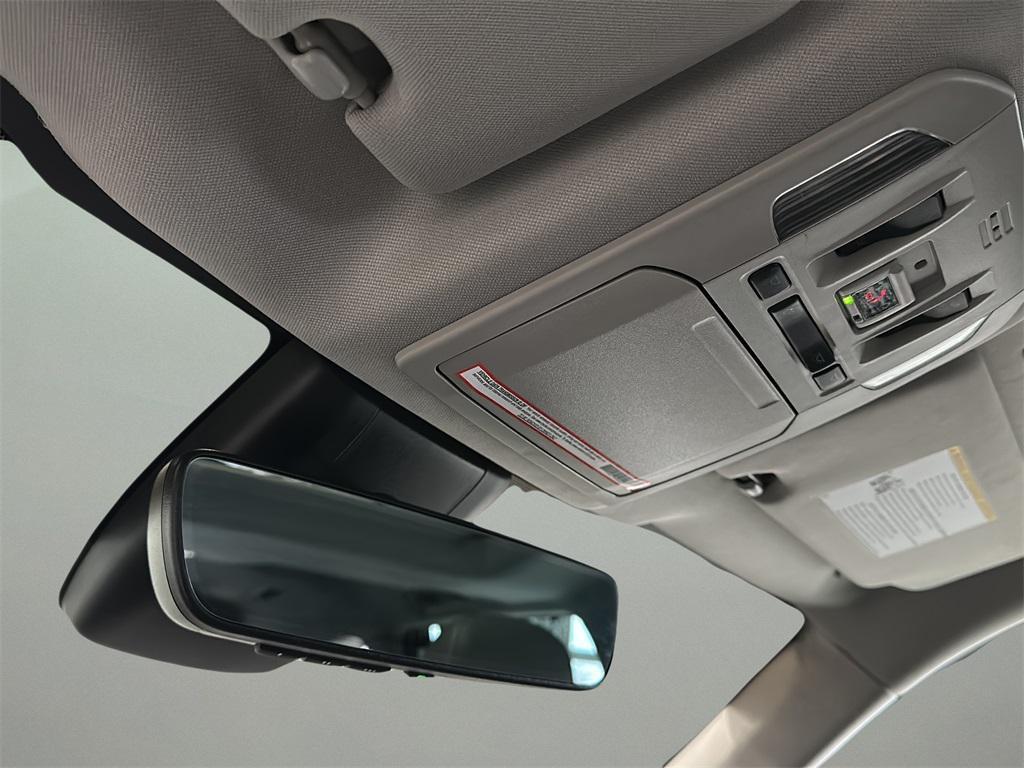 used 2023 Toyota Highlander car, priced at $37,499