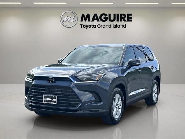 new 2025 Toyota Highlander car, priced at $44,548