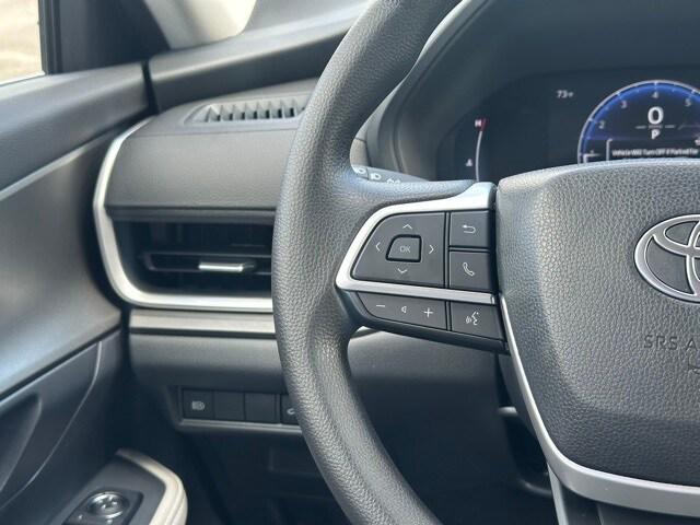 new 2025 Toyota Highlander car, priced at $44,548