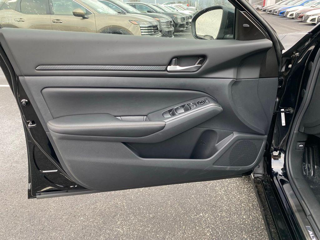 new 2025 Nissan Altima car, priced at $27,358