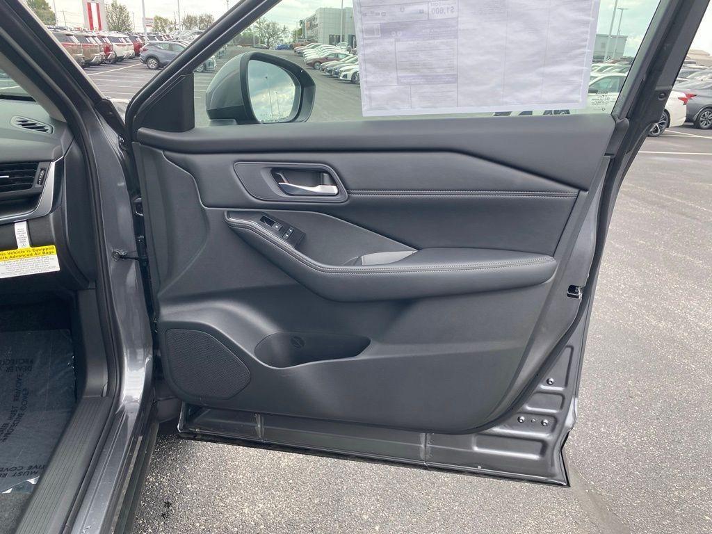 new 2025 Nissan Rogue car, priced at $29,147