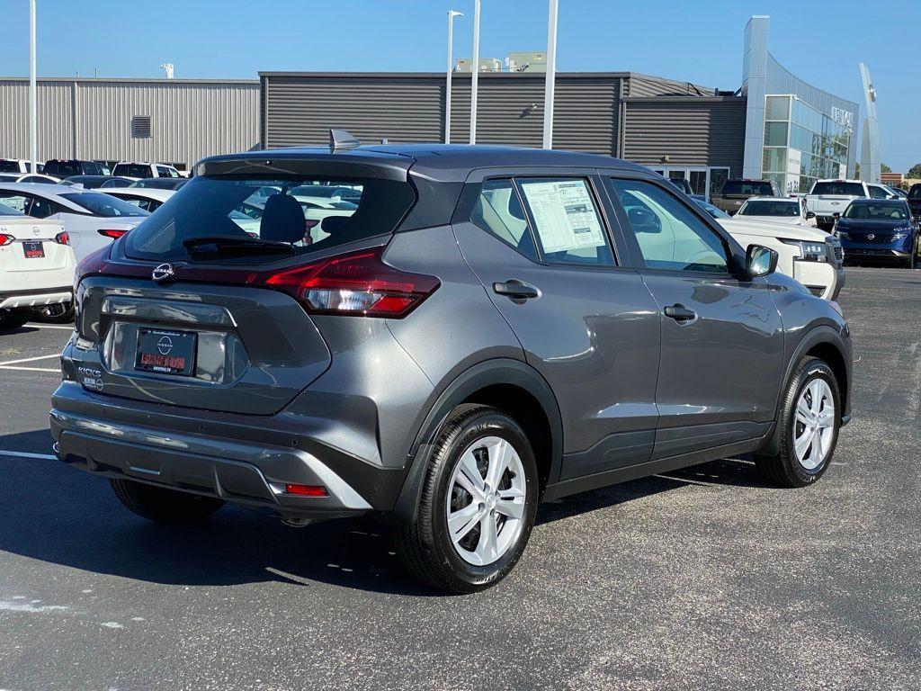 new 2025 Nissan Kicks Play car, priced at $21,840