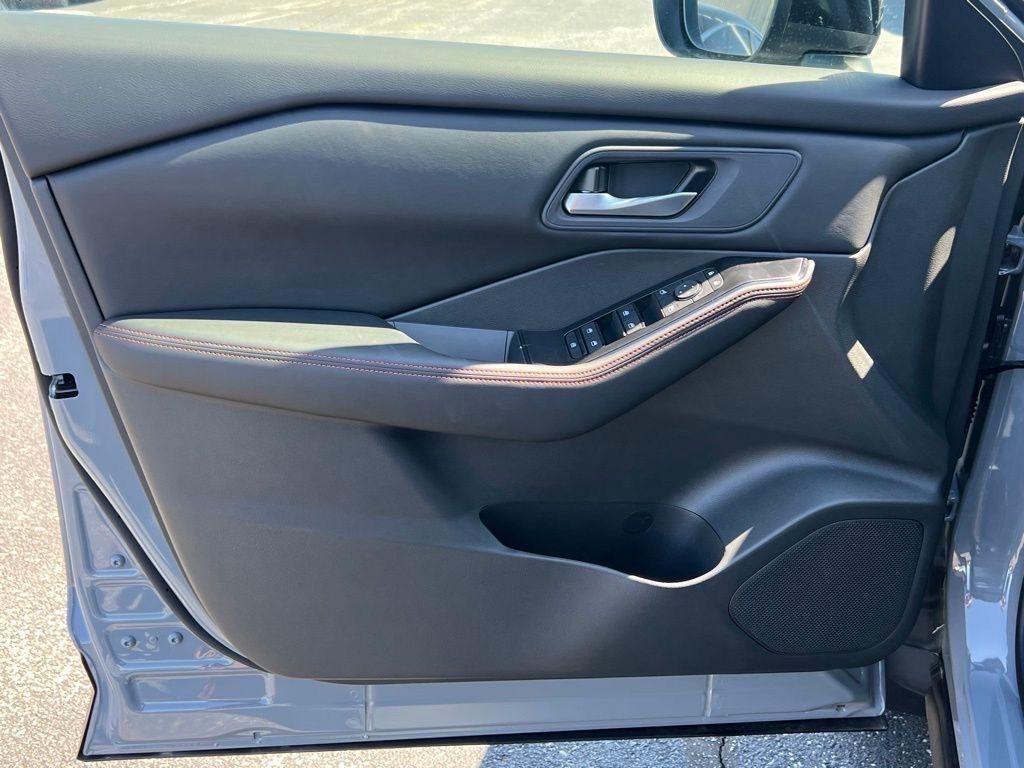 new 2025 Nissan Rogue car, priced at $30,246