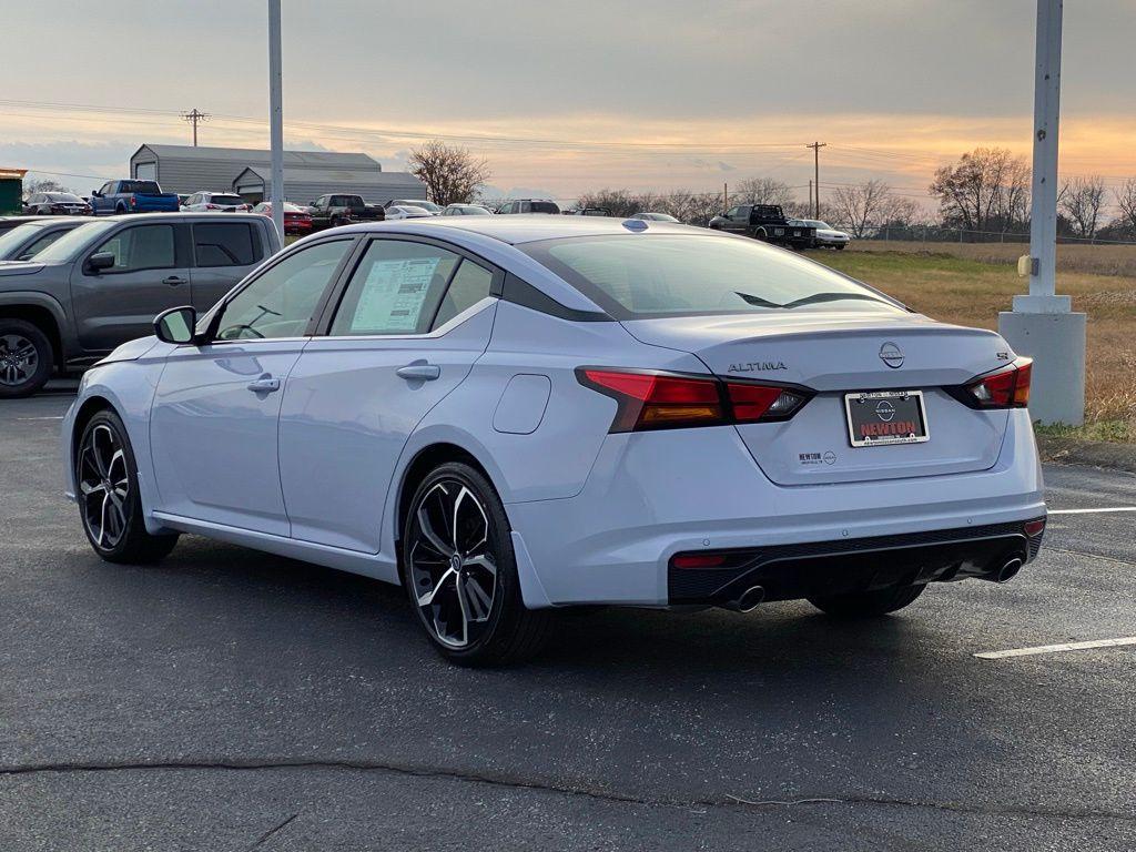 new 2025 Nissan Altima car, priced at $27,980