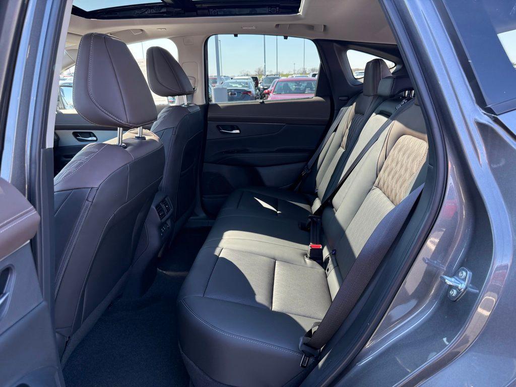 new 2025 Nissan Murano car, priced at $49,153