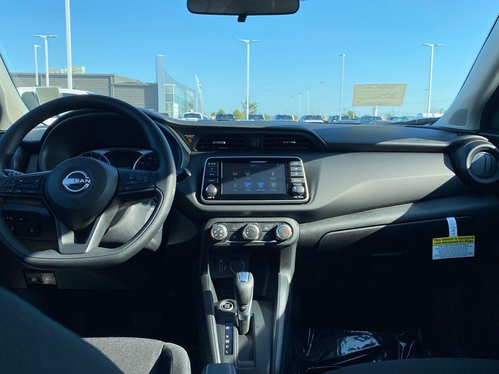 new 2025 Nissan Kicks Play car, priced at $21,840