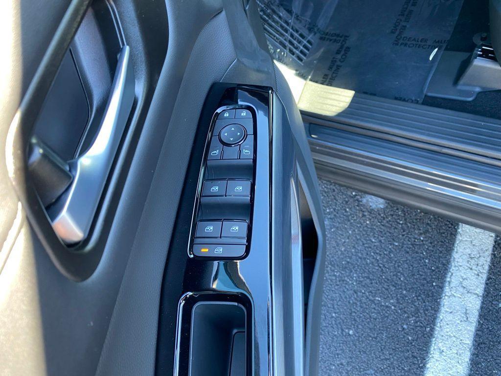 new 2025 Nissan Pathfinder car, priced at $35,535