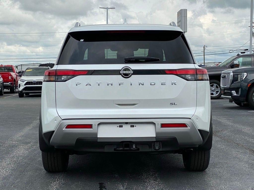 new 2025 Nissan Pathfinder car, priced at $43,151