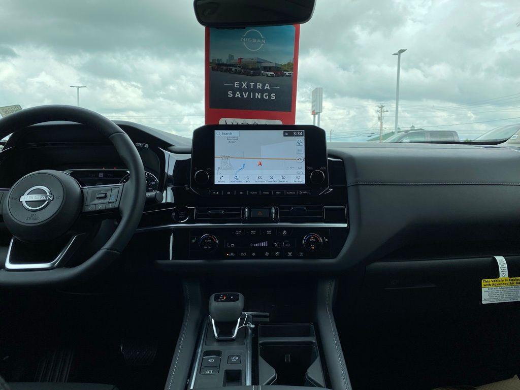 new 2025 Nissan Pathfinder car, priced at $43,151