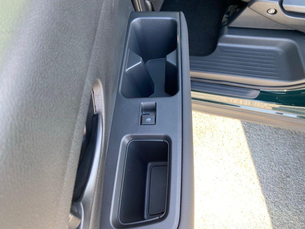 new 2025 Nissan Pathfinder car, priced at $42,406