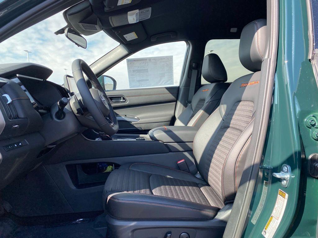 new 2025 Nissan Pathfinder car, priced at $42,406