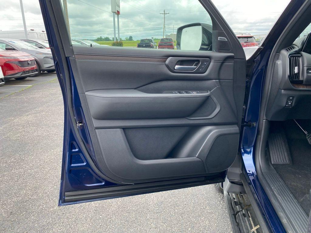 new 2025 Nissan Armada car, priced at $61,657