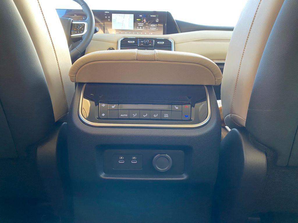new 2025 Nissan Armada car, priced at $67,408
