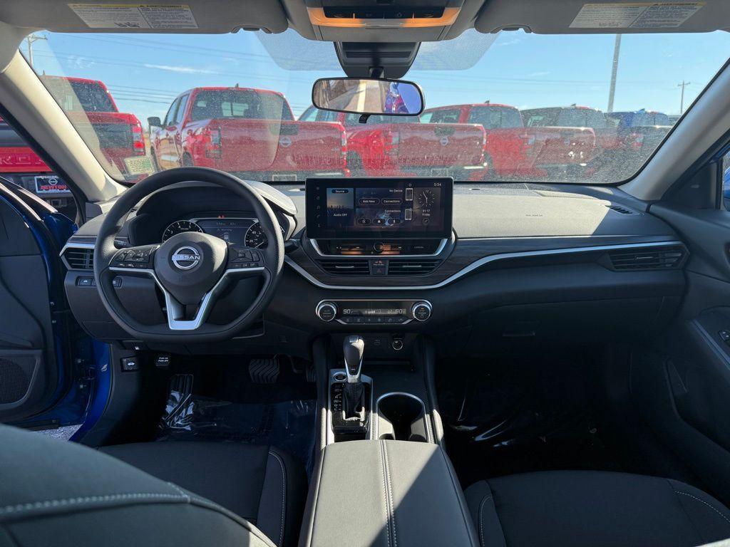 new 2025 Nissan Altima car, priced at $26,250