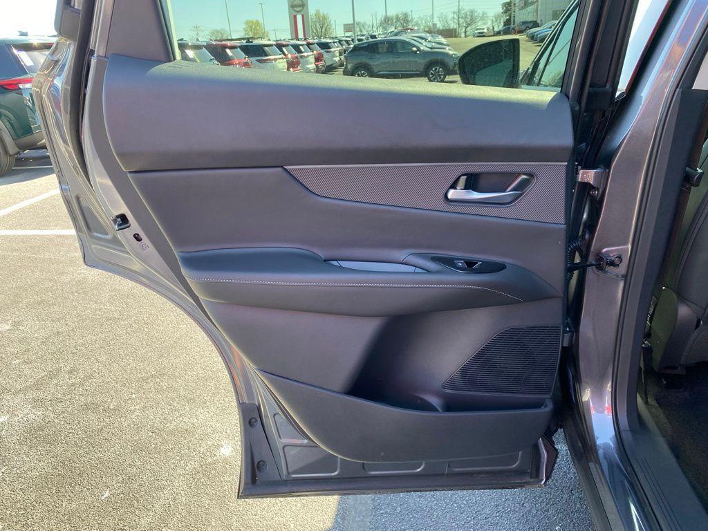 new 2025 Nissan Murano car, priced at $40,038