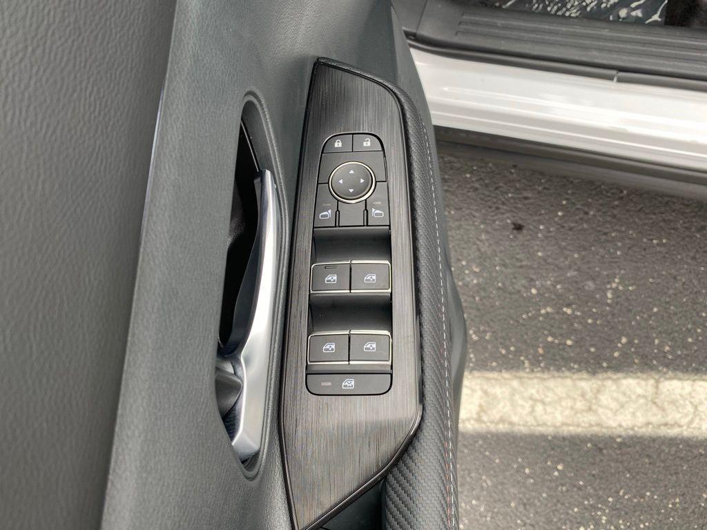 new 2025 Nissan Kicks car, priced at $27,100