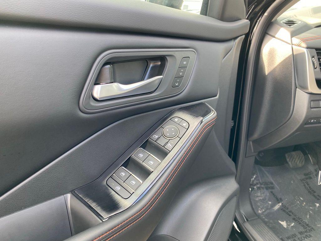 new 2025 Nissan Rogue car, priced at $33,684