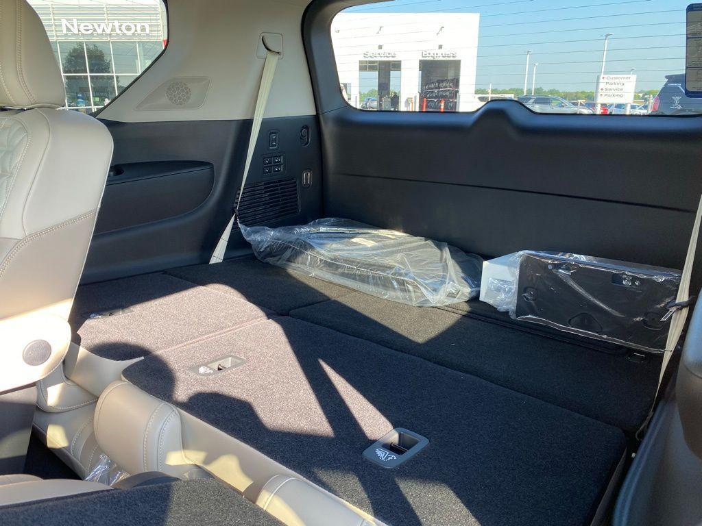 new 2025 Nissan Armada car, priced at $80,382