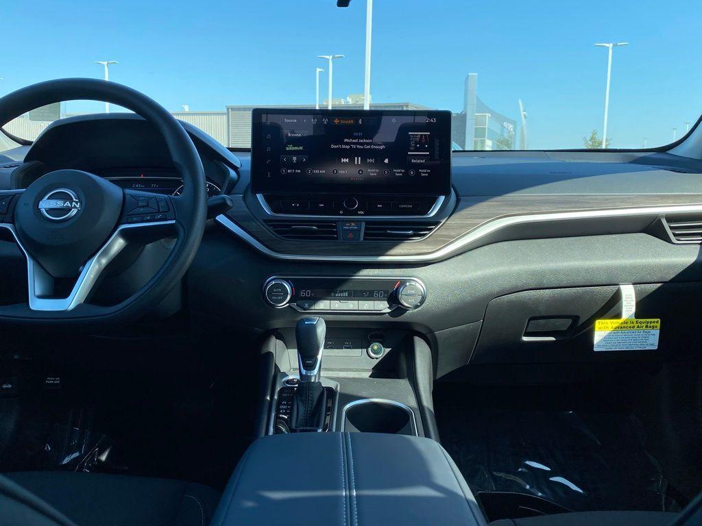 new 2025 Nissan Altima car, priced at $25,005