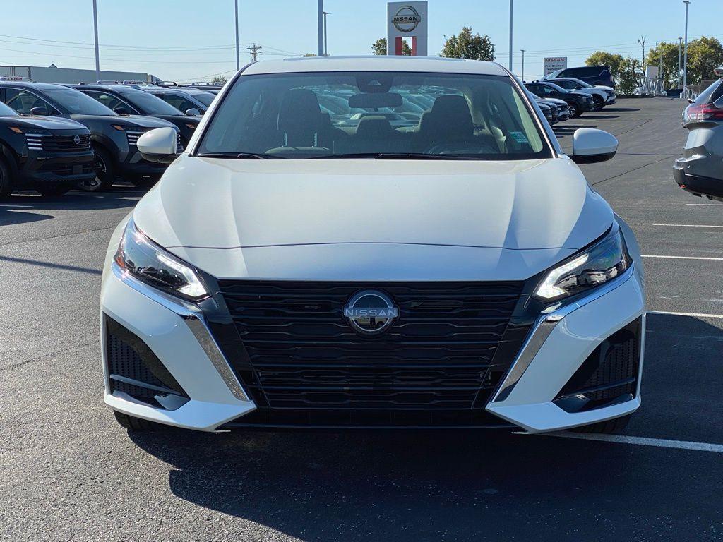 new 2025 Nissan Altima car, priced at $25,005