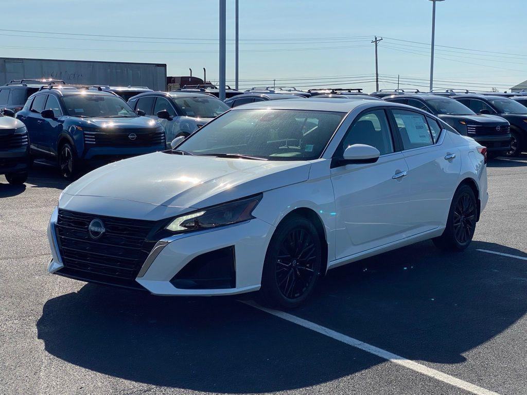 new 2025 Nissan Altima car, priced at $25,005