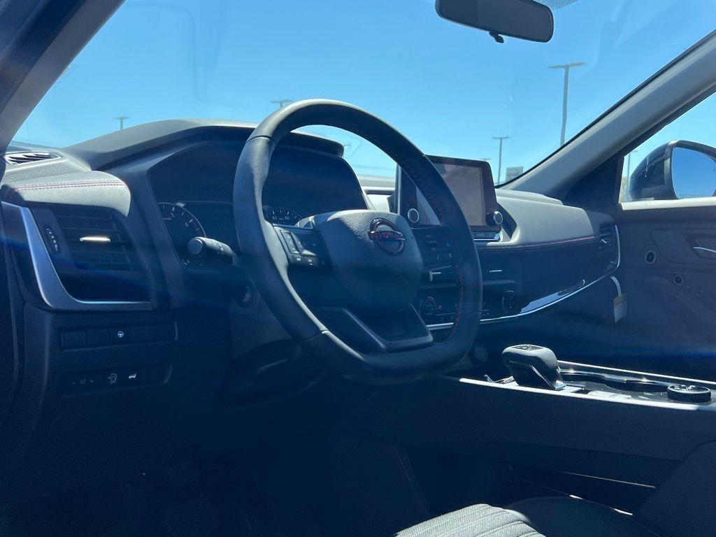 new 2025 Nissan Rogue car, priced at $29,988