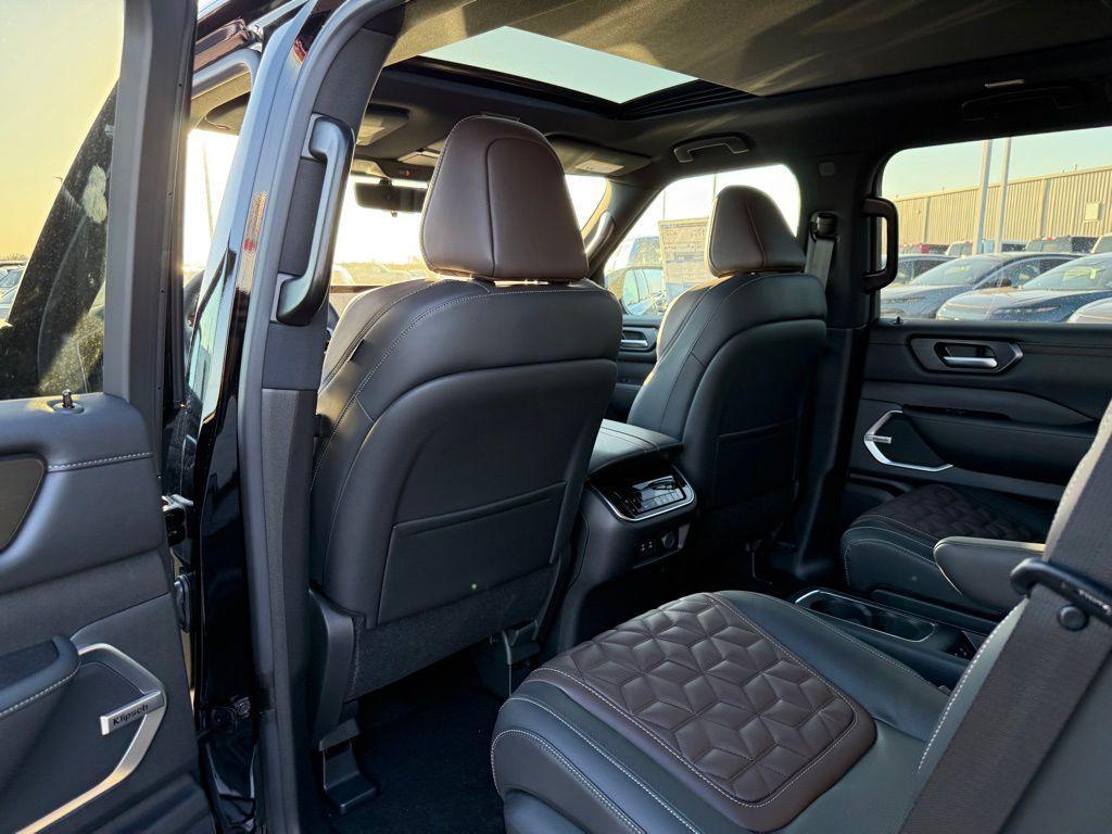 new 2025 Nissan Armada car, priced at $78,451