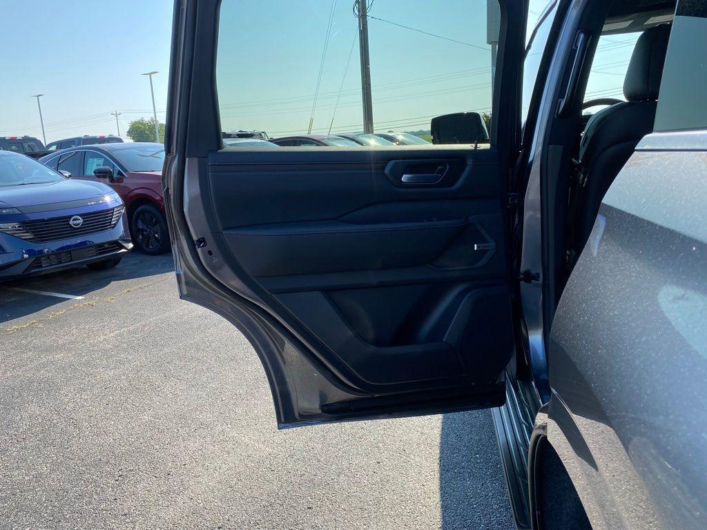 new 2025 Nissan Armada car, priced at $68,513