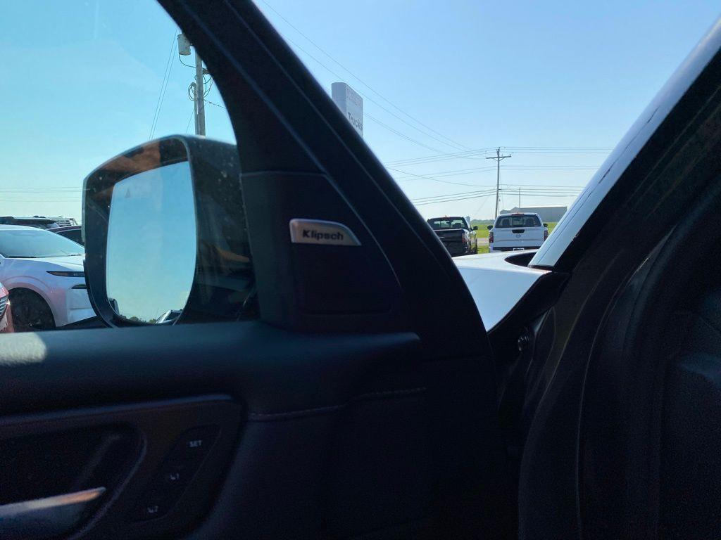 new 2025 Nissan Armada car, priced at $68,513
