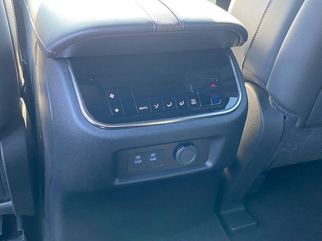 new 2025 Nissan Armada car, priced at $68,513