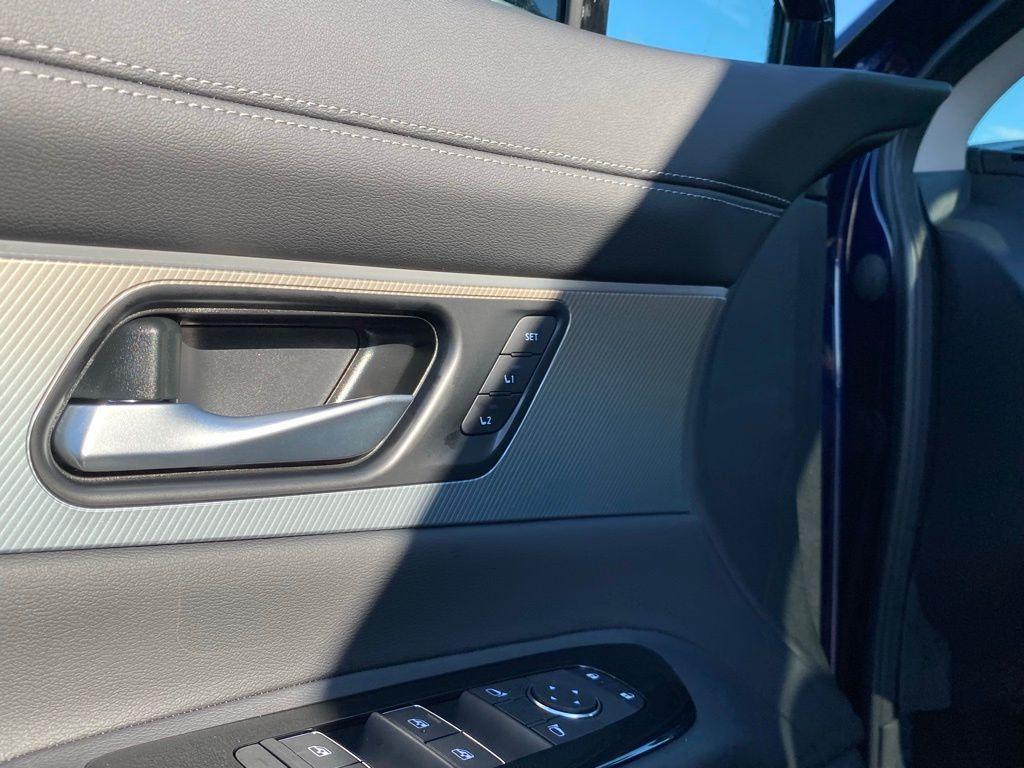 new 2025 Nissan Murano car, priced at $46,244