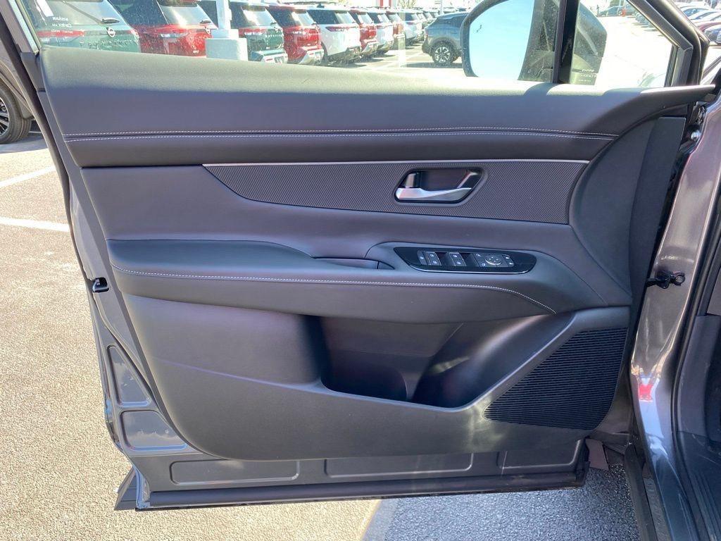 new 2025 Nissan Rogue car, priced at $37,710