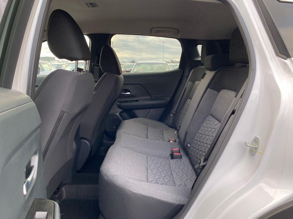 new 2025 Nissan Kicks car, priced at $25,009