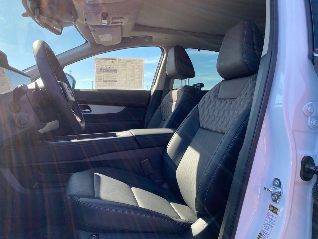 new 2025 Nissan Murano car, priced at $46,555