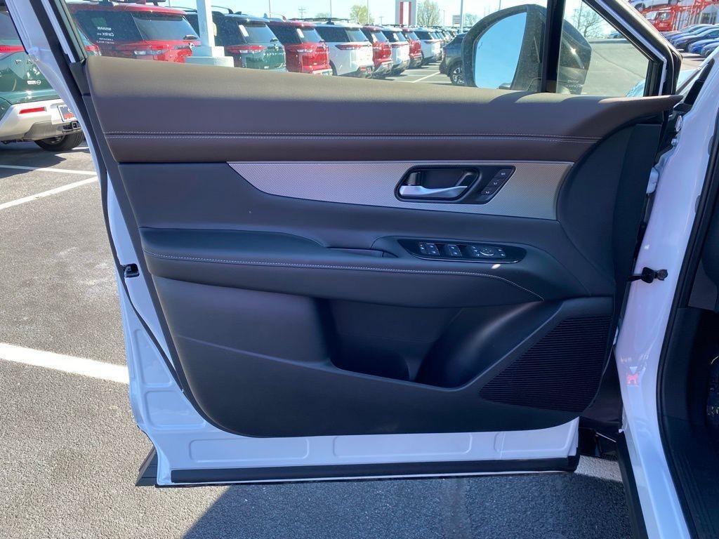 new 2025 Nissan Murano car, priced at $46,555