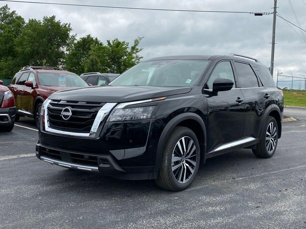 new 2025 Nissan Pathfinder car, priced at $42,259