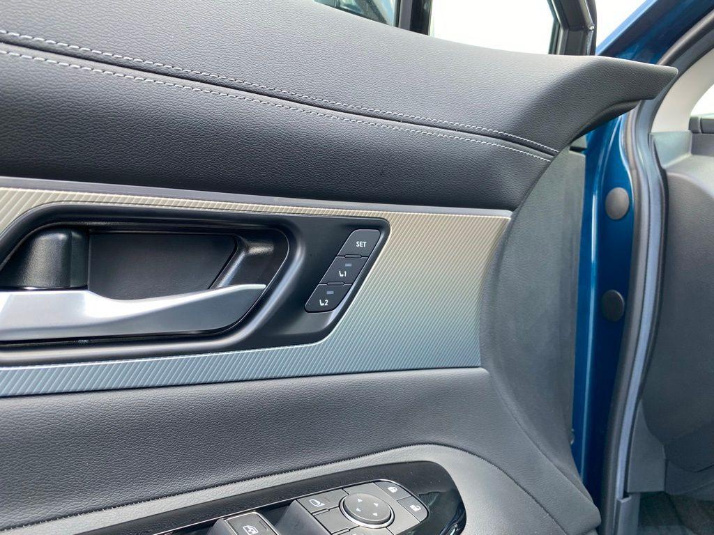 new 2025 Nissan Murano car, priced at $40,169