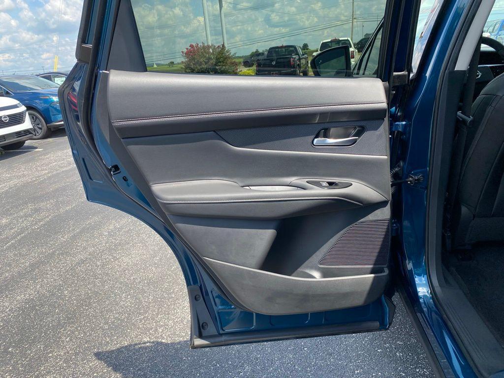 new 2025 Nissan Murano car, priced at $40,169