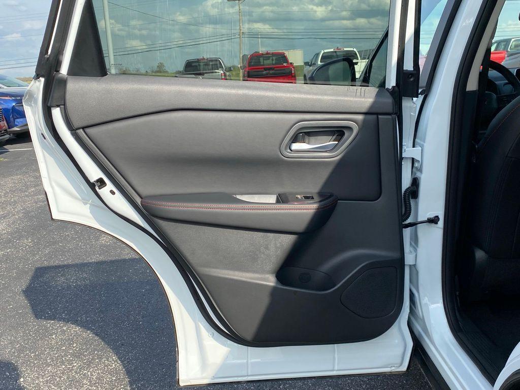 new 2025 Nissan Rogue car, priced at $33,921