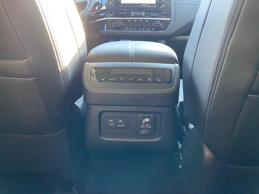 new 2025 Nissan Pathfinder car, priced at $49,187