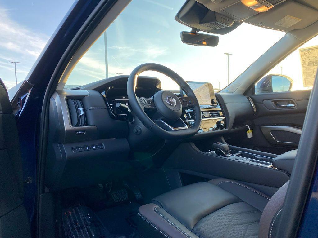 new 2025 Nissan Pathfinder car, priced at $47,003