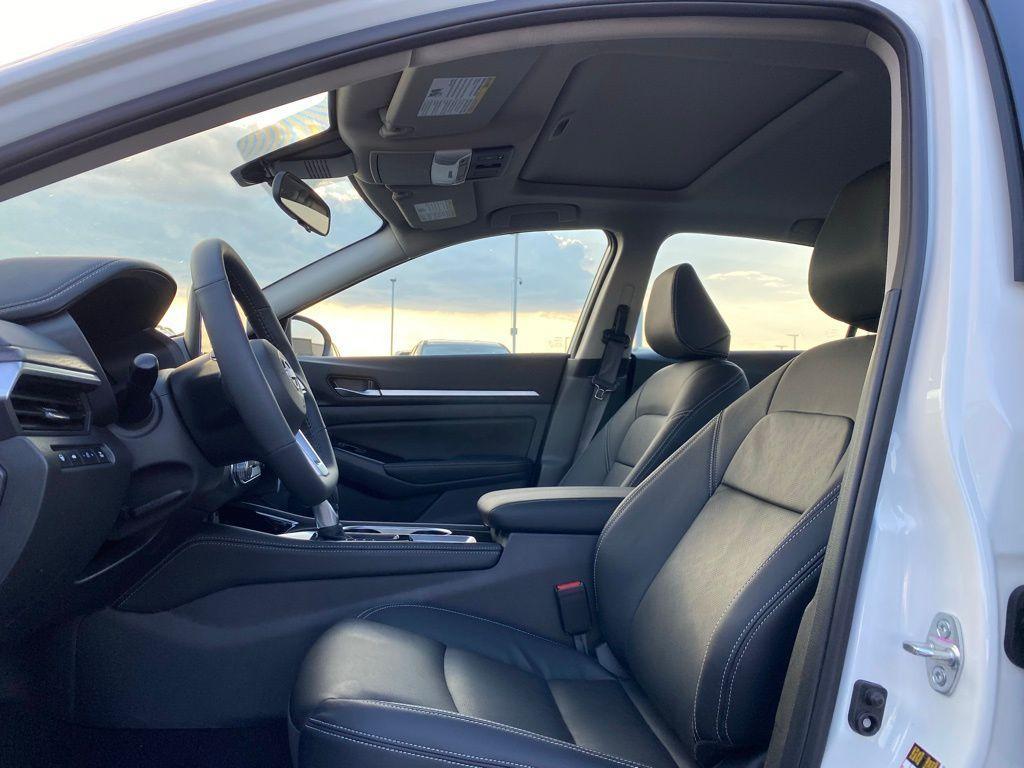 new 2025 Nissan Altima car, priced at $29,735