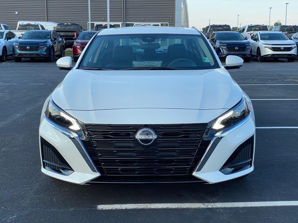 new 2025 Nissan Altima car, priced at $29,735