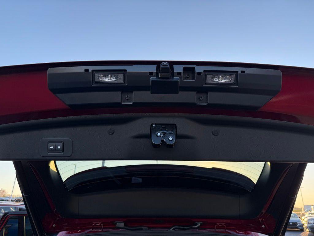 new 2025 Nissan Murano car, priced at $40,418