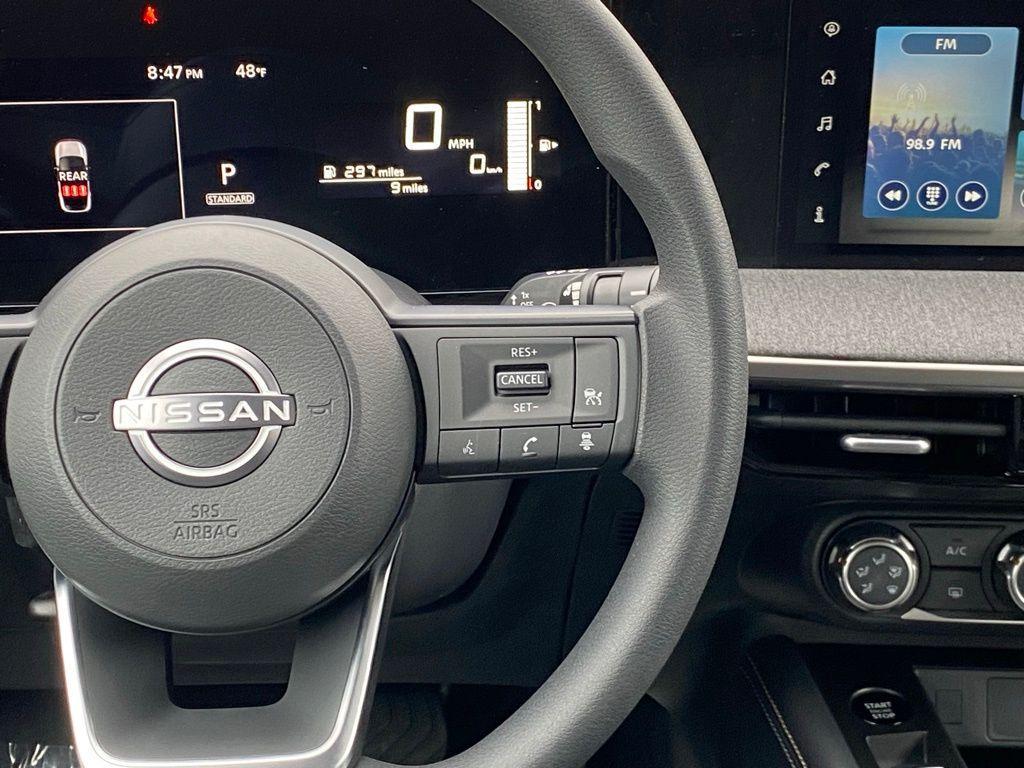 new 2025 Nissan Kicks car, priced at $24,715