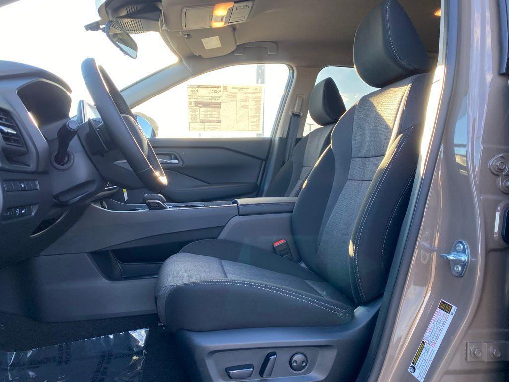 new 2025 Nissan Rogue car, priced at $30,949